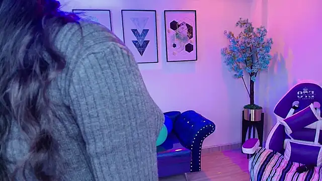 Maddie_T18: απευθείας συνομιλία ΧΧΧ