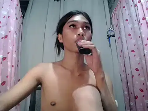 katrina_bigcock69's Webcam Show