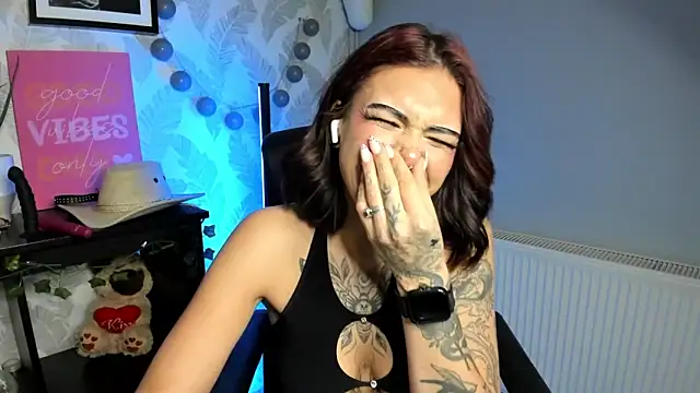 Nova_SIN's Live XXX Chat