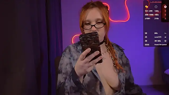 The_Full_Red_Moon Live XXX-Chat