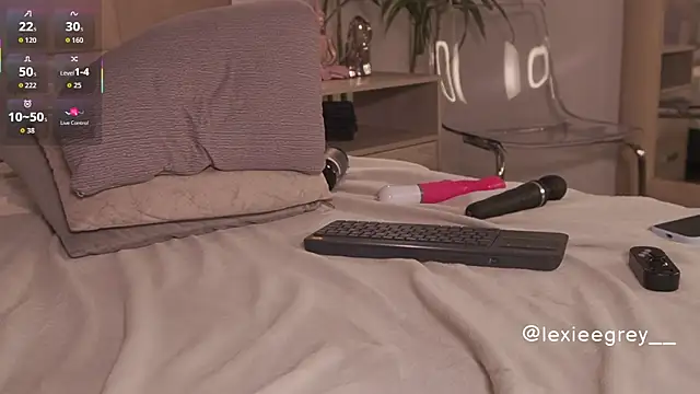 แชท XXX สดของ lexiee_grey_