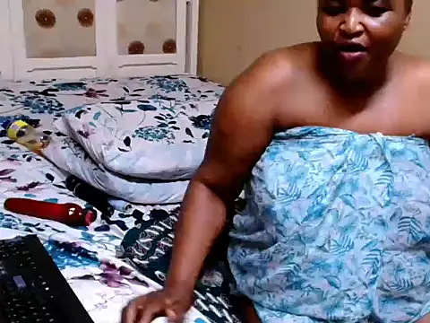 MatureNesh Chat XXX in diretta