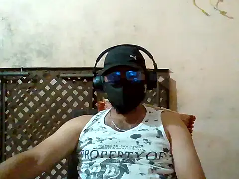 indori_guy's Live XXX Chat