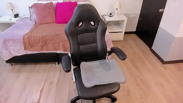 Онлайн чат XXX ebony_fantasy2