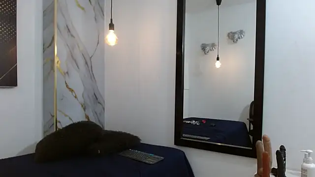 Онлайн  чат XXX HannaHot_69