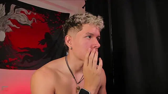 nathan_blake 现场XXX聊天