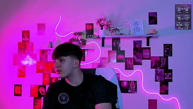 travis_wolf_: онлайн-секс-чат