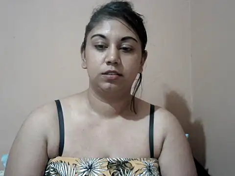 Онлайн чат XXX bellachow10