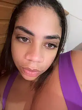 Онлайн чат XXX Morenacarioca3