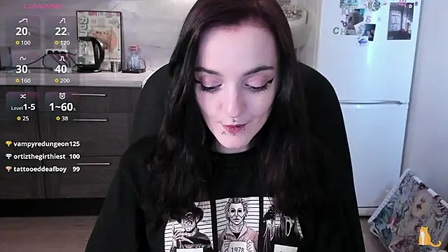 Онлайн чат XXX linaa__tyaan