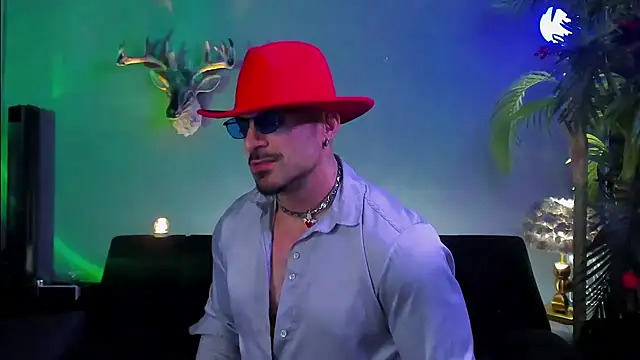 dennis_cox1 Show in webcam