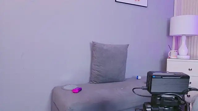 TaniaBlaze Chat XXX in diretta