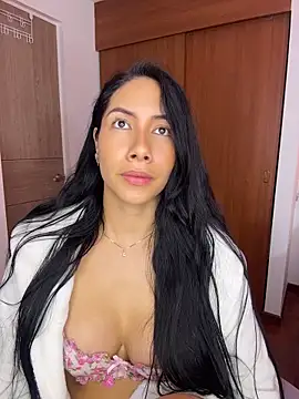 ArianaReynoldss – Naživo XXX chat