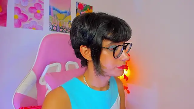 Madeline_21 Webcam-Show