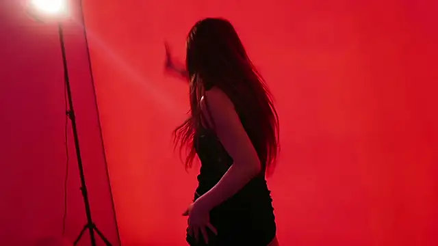 XL-LovelyDoll Webcam show