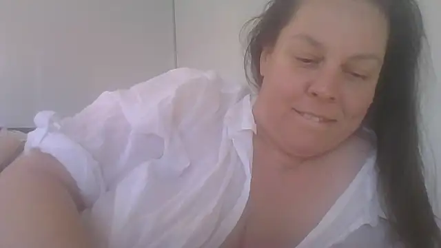 دردشة fulloferotic الجنسية المباشرة