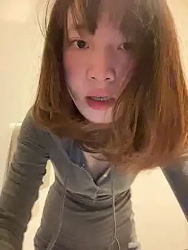littleqiu 网络视讯表演