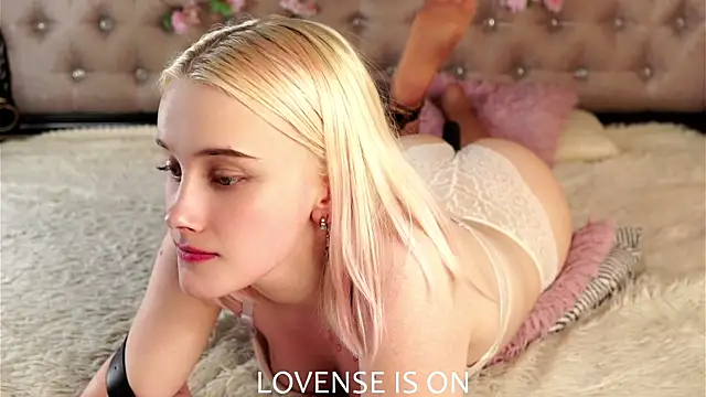 KirstinMcgeady's Live XXX Chat