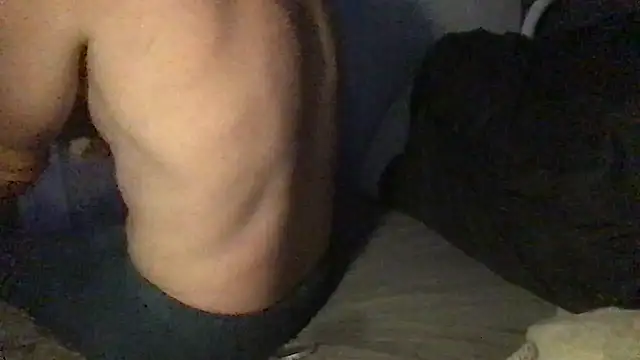 MrBombasticxxx Show in webcam