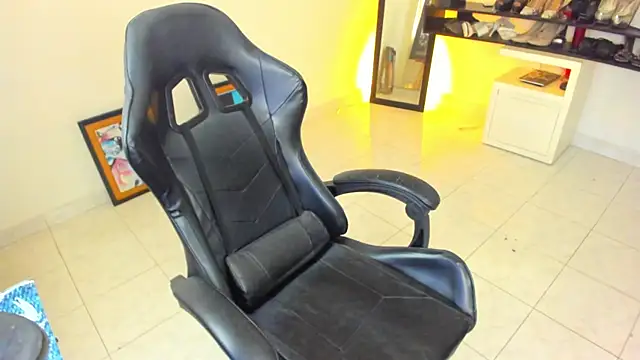 แชท XXX สดของ BellaFlaming