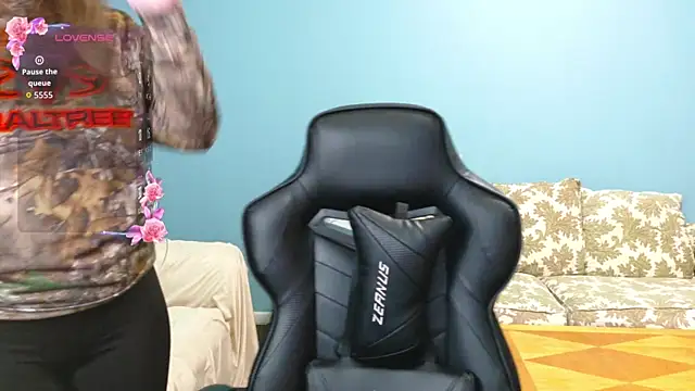 TreeJeanne's Live XXX Chat