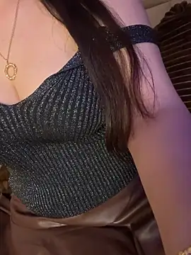 Chat XXX en directo de Yaraa8