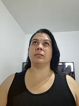 Chatroom XXX en direct de martina_foxy_