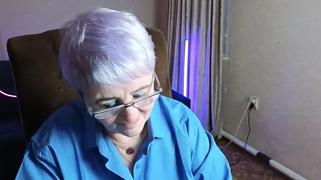 Sandra_Snowflake: онлайн-секс-чат