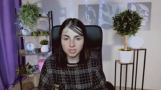 MartaEdams' Live XXX Chat