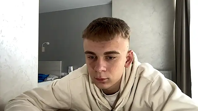 Вебкам-шоу SoloFury