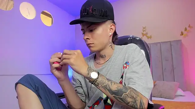 XXX chat uživo modela Nascary_Fox