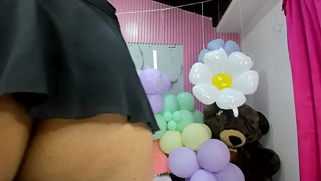 Chatroom XXX en direct de Mindy_19