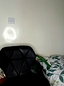 Nedambale Live XXX-chat