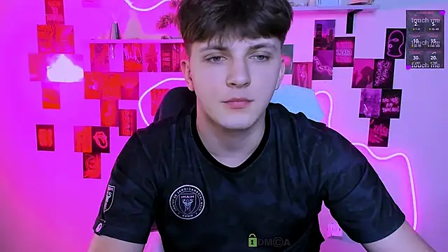 travis_wolf_ – Live XXX-chat