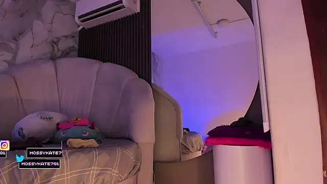 Katemoss70 现场XXX聊天