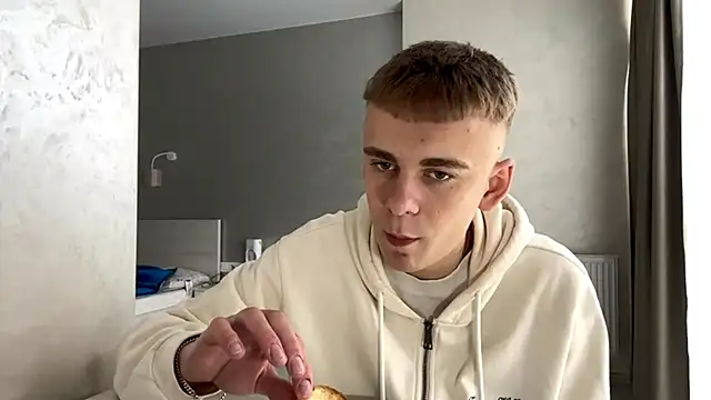 SoloFury Live XXX Chat