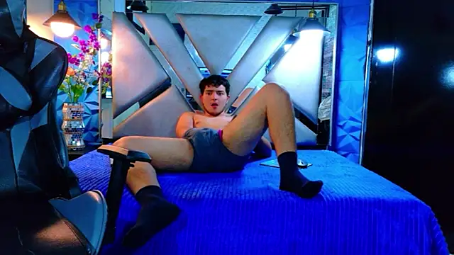 Вебкам-шоу Oliver_Jamees