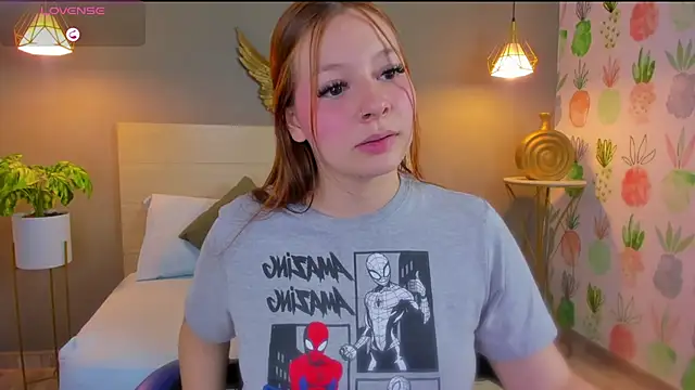 Chat +18 de kitty_sweeety_ ao vivo