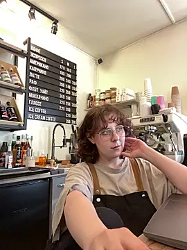 Show modela cinnabon_ na web-kameri