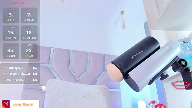 Thayler_jonesのライブXXXチャット