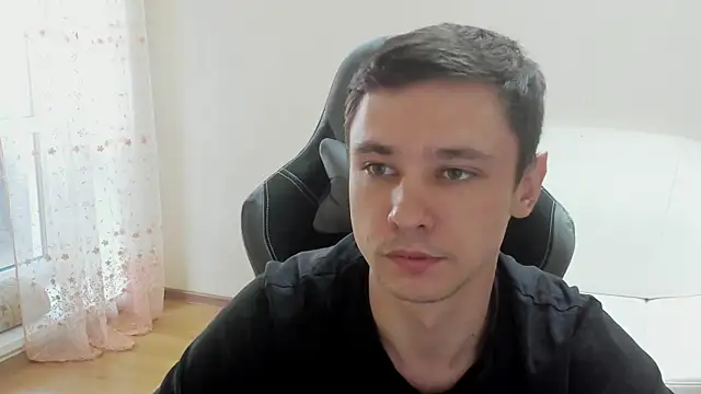 Alexmansuper's Live XXX Chat