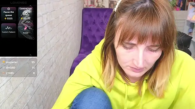 Chat +18 de Nika_Kitten ao vivo