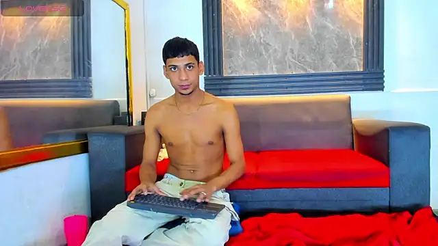 ALEX_KEITH26 Adlı Modelin Web Kamerası Şovu