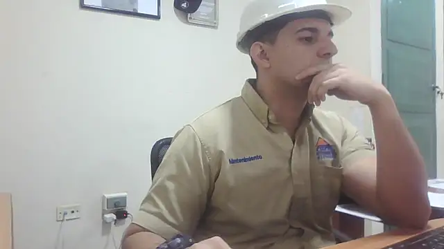 Chat XXX ao vivo de Officeb0y