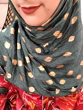 Chat +18 de Indian-Aleena ao vivo