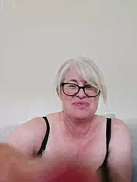 FlirtyFleur-x Webcamshow