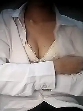 Miyumi1137 Pertunjukan Webcam