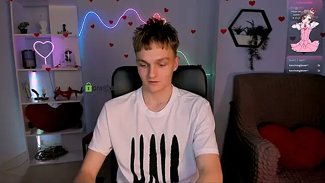 Show modela john_lik na web-kameri