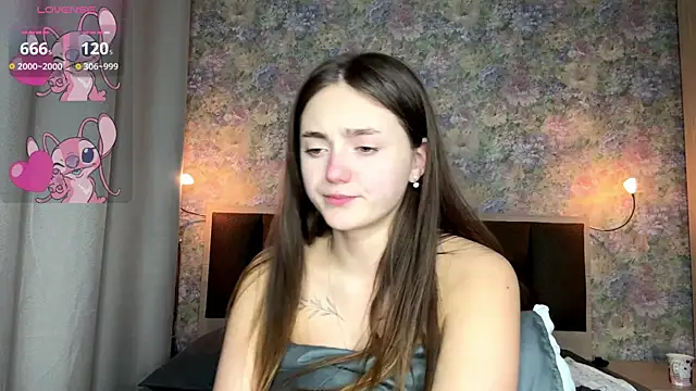 LoraDavi: онлайн-секс-чат