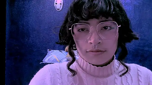 Онлайн чат XXX NinaYellow